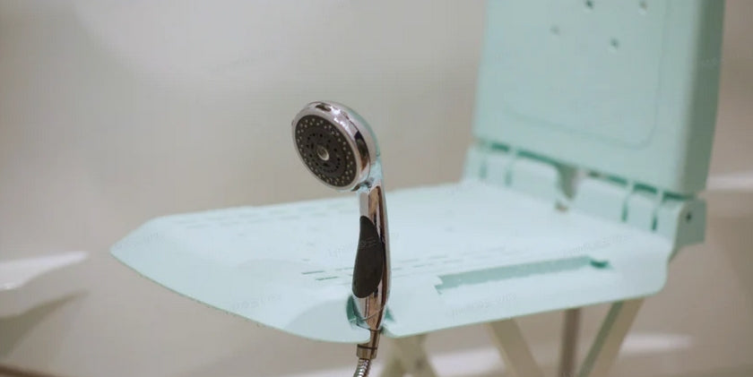 SuperHandy Bath Lift Review 2025: A Safer, Smarter Way to Bathe